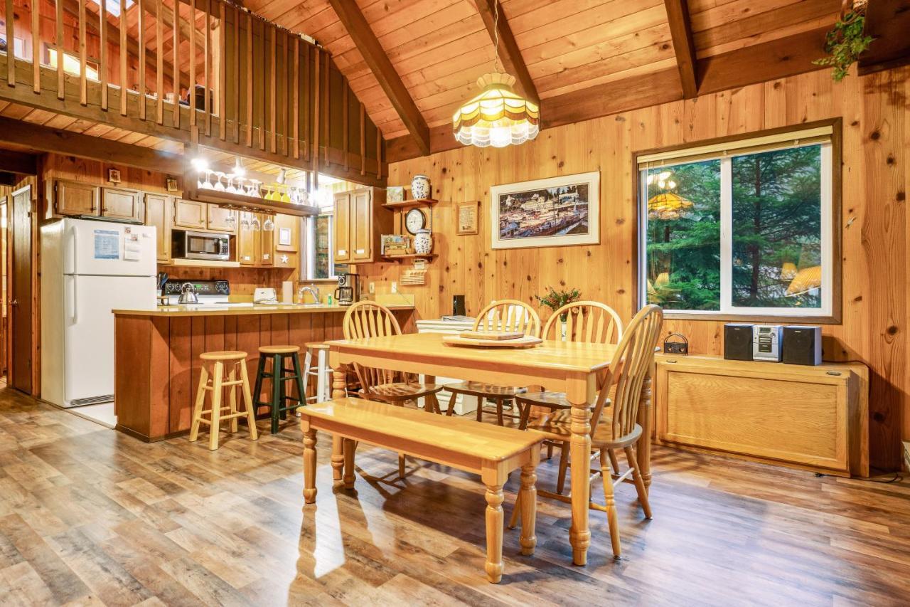 The Chalet On Lopez Islandale Стая снимка